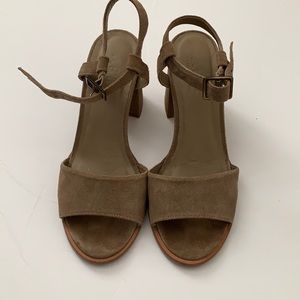 Able Mary suede sandal